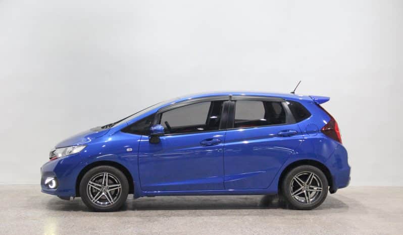 
								Honda Fit 1.5L CVT Comfort Edition 2018 full									