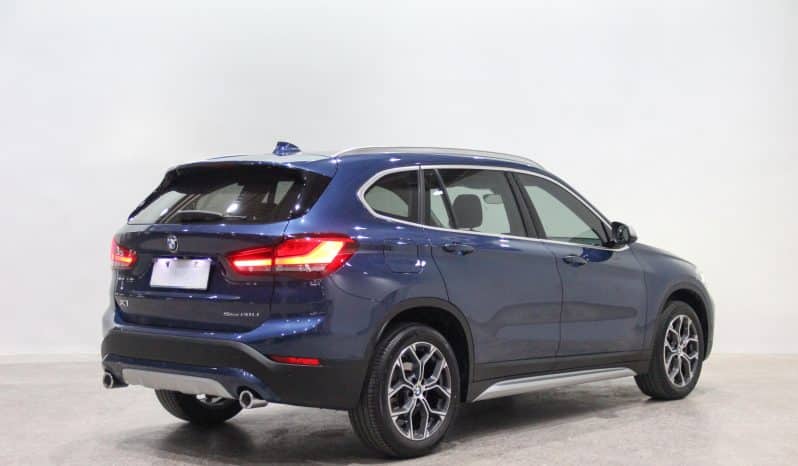 
								BMW X1 sDrive20Li Premium Edition 2021 full									
