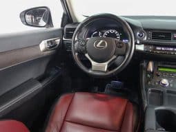 
										Lexus CT200h Elite Edition full									