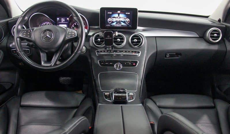 
								2016 Mercedes-Benz C180 Estate full									