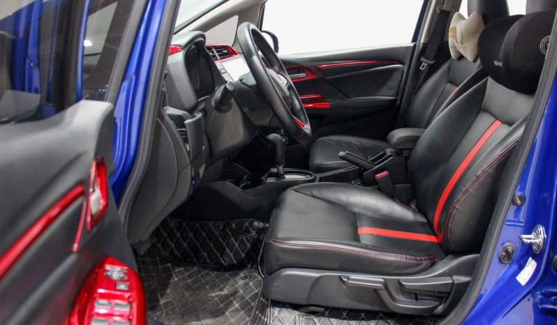 
								Honda Fit 1.5L CVT Comfort Edition 2018 full									