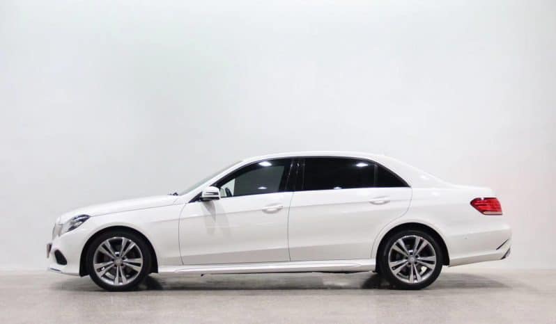 
								Mercedes Benz E-Class 2014 E260L Sport full									