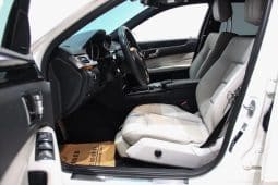 
										Mercedes Benz E-Class 2014 E260L Sport full									