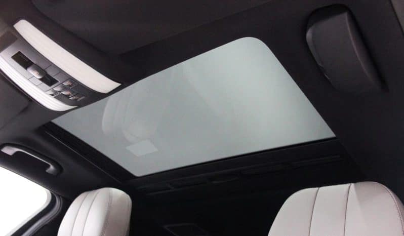 
								Mercedes Benz E-Class 2014 E260L Sport full									