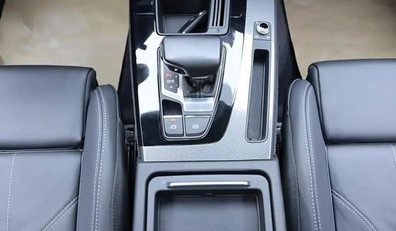 
								Audi Q5L 2L 2023 full									