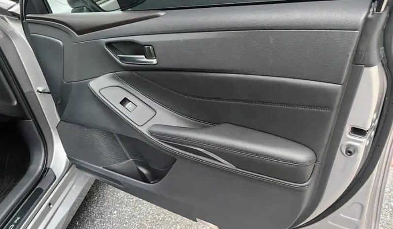 
								Toyota Avalon 2L 2023 full									