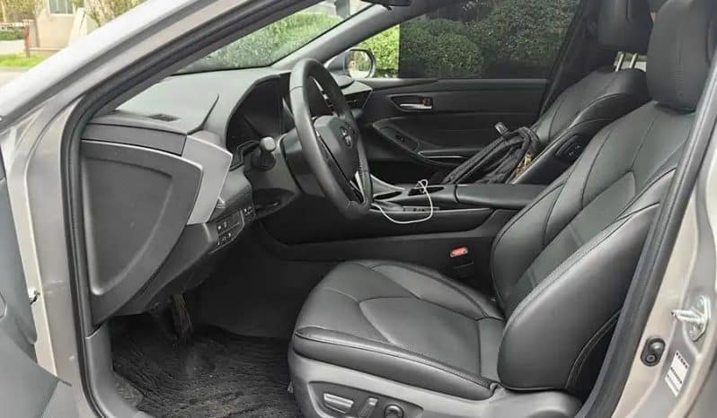 
								Toyota Avalon 2L 2023 full									