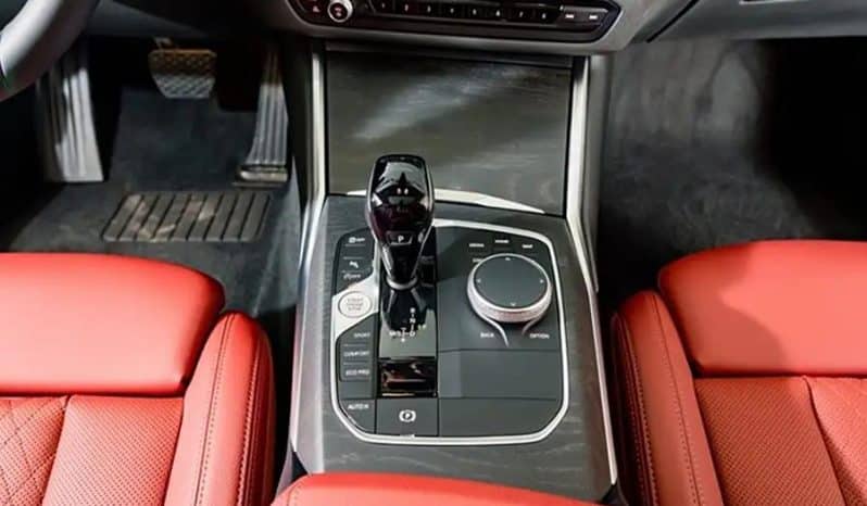 
								BMW 325i 2L 2022 full									