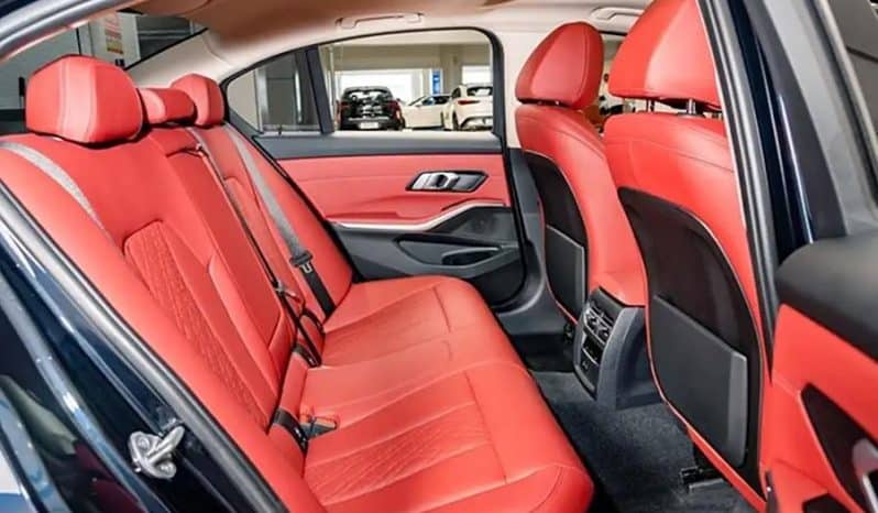 
								BMW 325i 2L 2022 full									