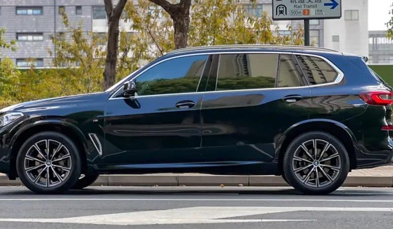 
								BMW X5 2L 2022 full									