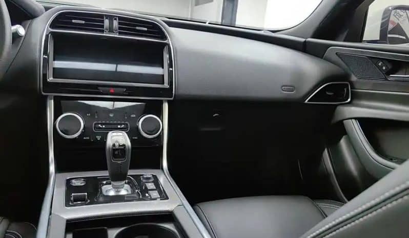 
								Jaguar XEL 2L 2020 full									
