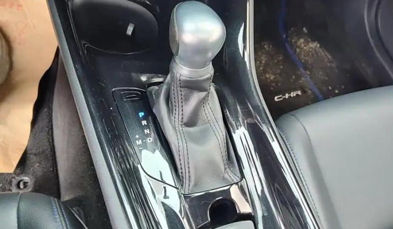 
								Toyota C-HR 2L 2020 full									