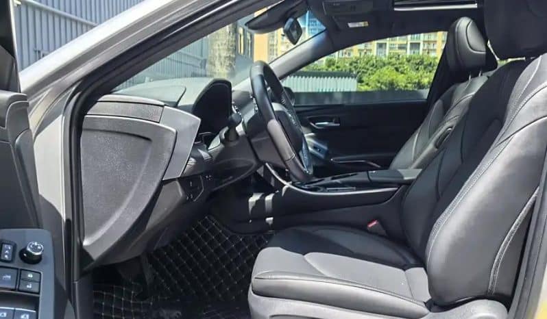 
								Toyota Avalon 2.0L 2020 full									