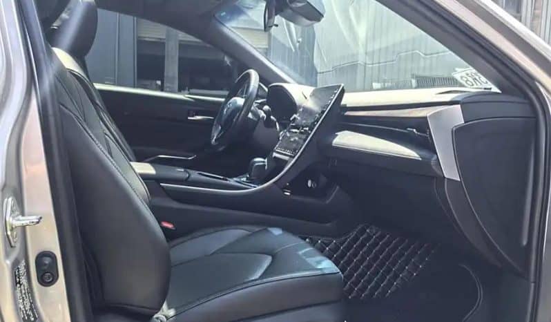 
								Toyota Avalon 2.0L 2020 full									
