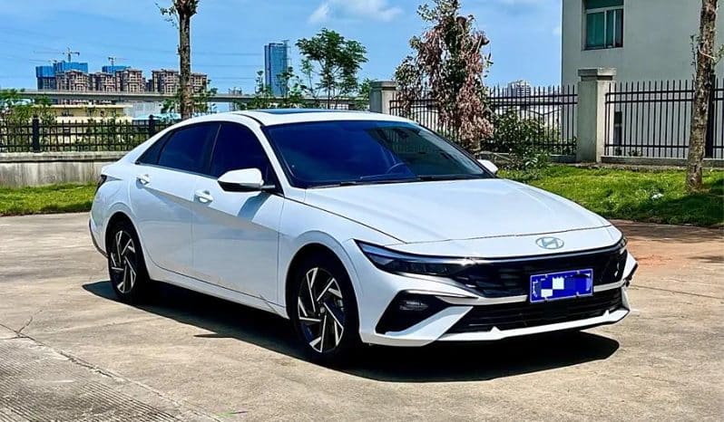 
								Hyundai Elantra 1.5L 2020 full									