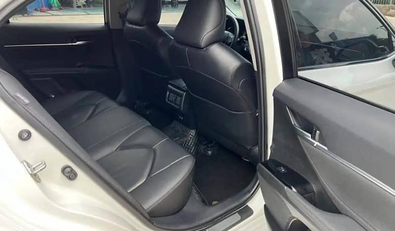 
								Toyota Camry 2.0L 2020 full									