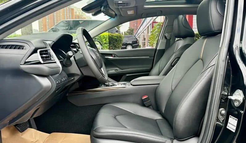
								Toyota Camry 2.5L 2021 full									