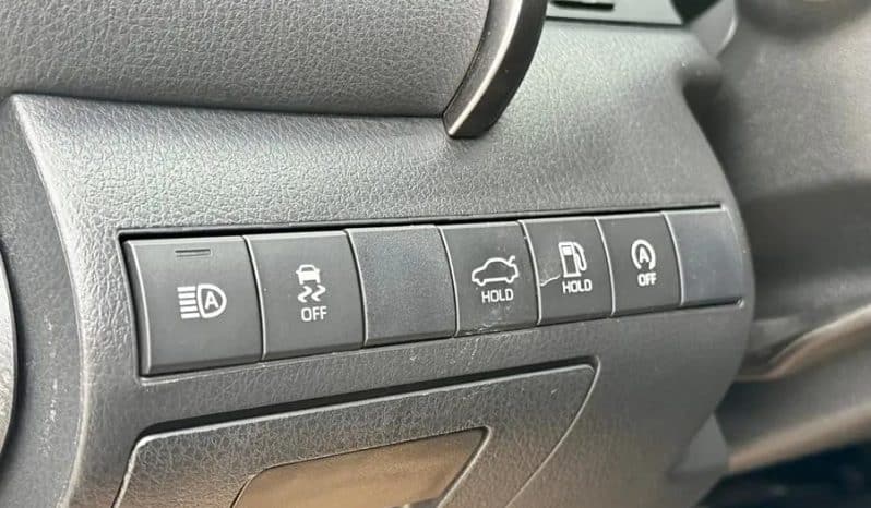 
								Toyota Camry 2.5L 2021 full									