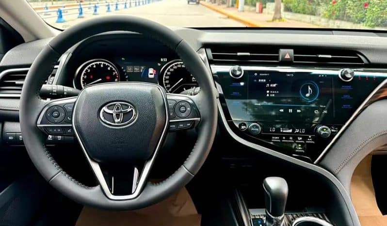
								Toyota Camry 2.5L 2021 full									