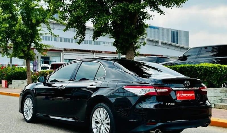 
								Toyota Camry 2.5L 2021 full									