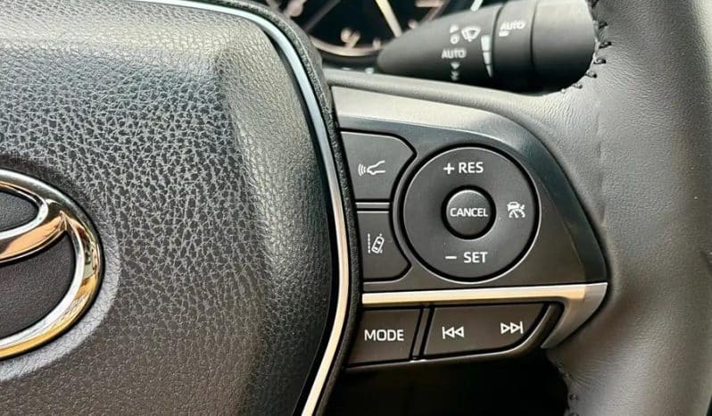 
								Toyota Camry 2.5L 2021 full									