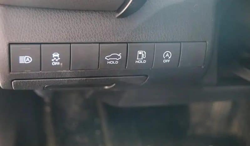 
								Toyota Camry 2.0L 2022 full									