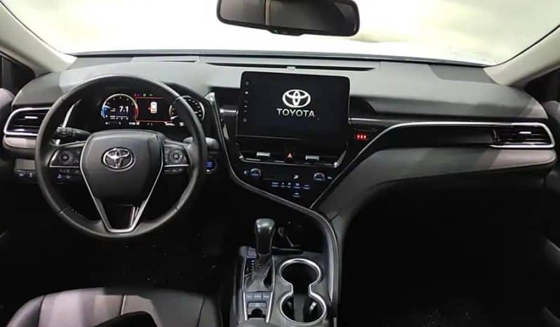 
								Toyota Camry 2.5L 2021 full									