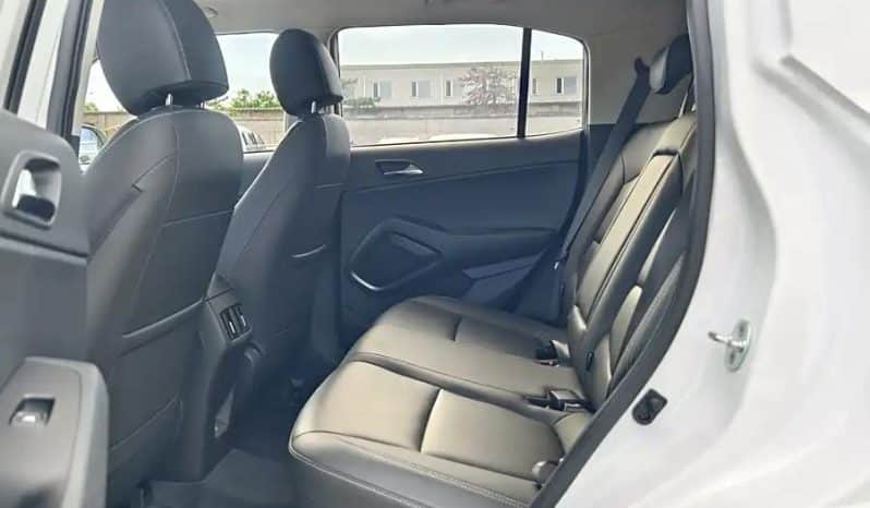 
								Hyundai ix35 2L 2021 full									