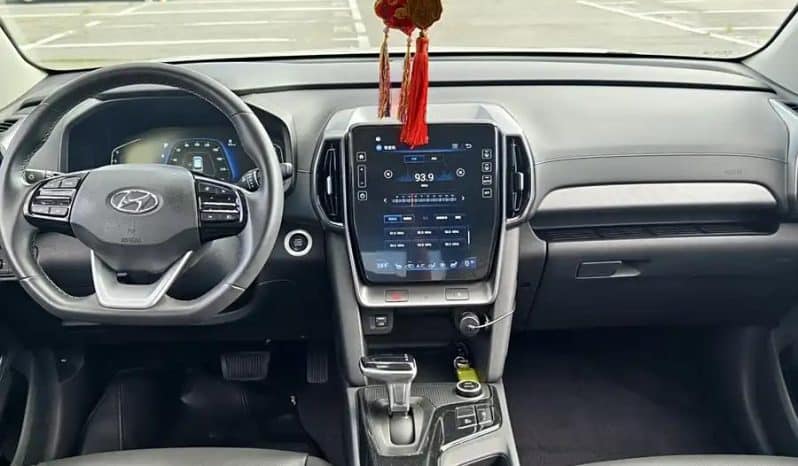 
								Hyundai ix35 2L 2021 full									