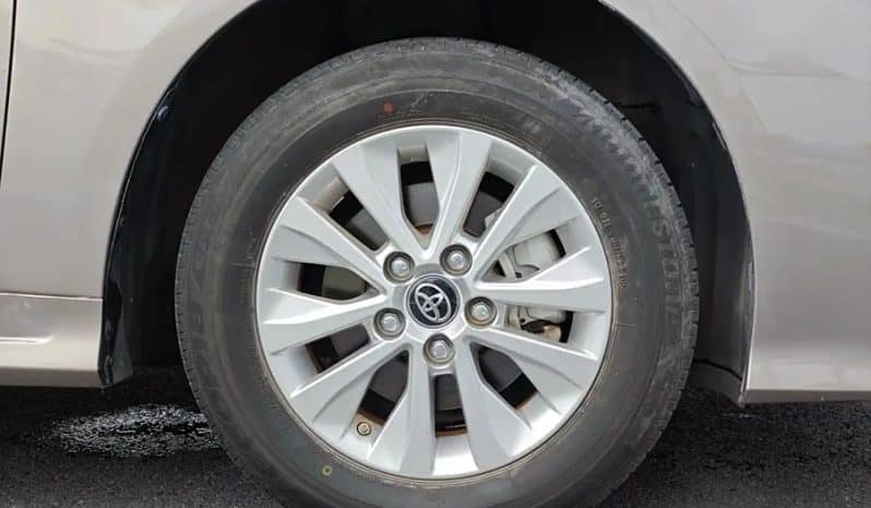 
								Toyota Corolla 1.2L full									