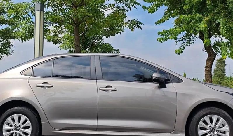 
								Toyota Corolla 1.2L full									