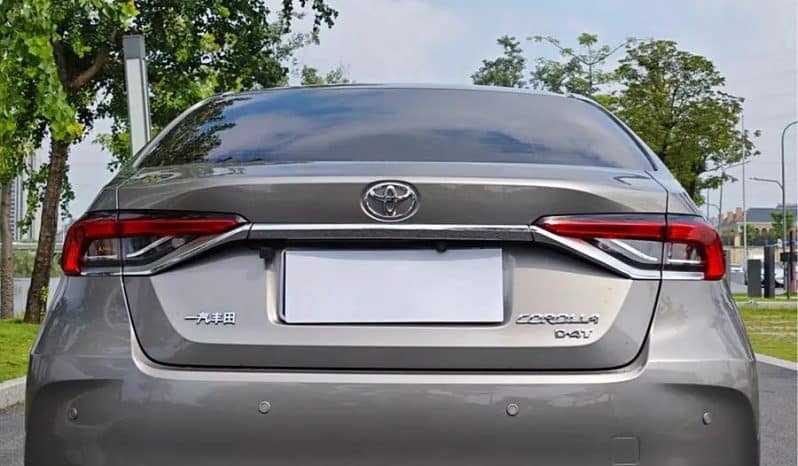 
								Toyota Corolla 1.2L full									