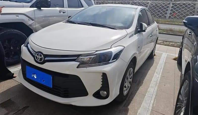 威驰 2022款 1.5L 20周年纪念版 1