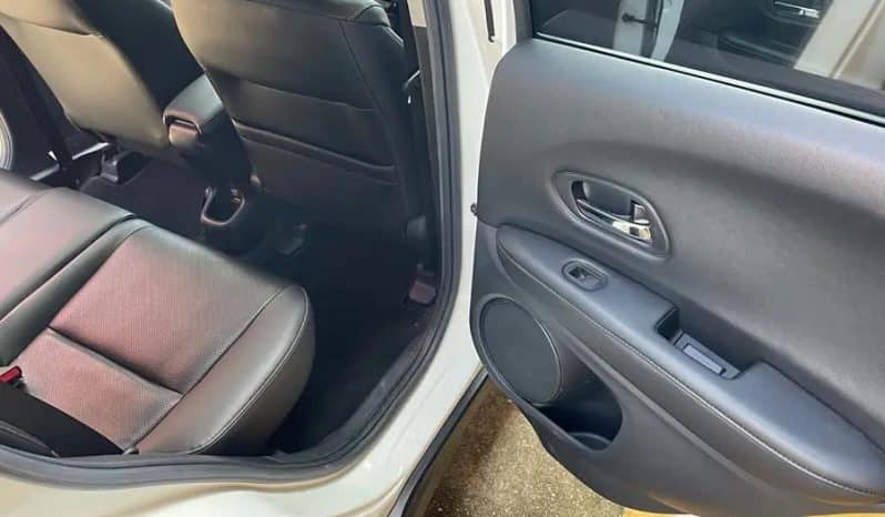 
								Honda VEZEL 1.5L 2021 full									