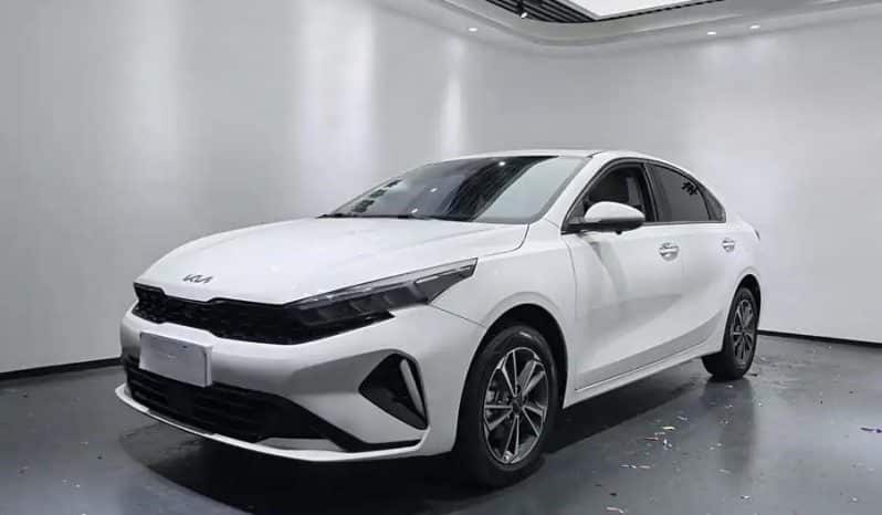 起亚K3 2023款 1.5L CVT豪华版 1