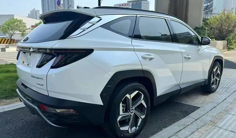 
								Hyundai Tucson L 1.5L 2023 full									