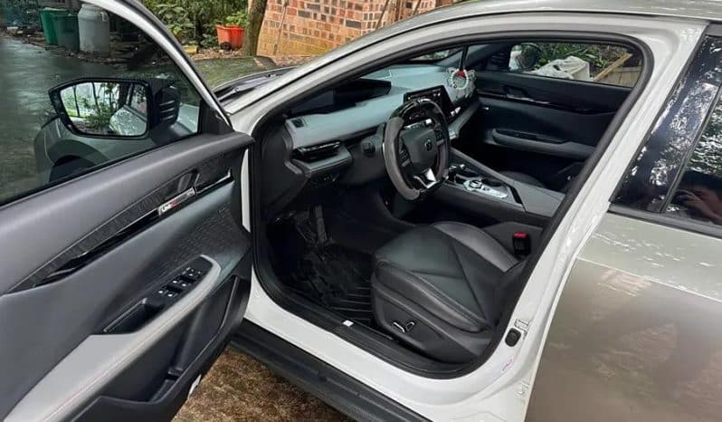 
								Changan UNI 1.5L 2022 full									