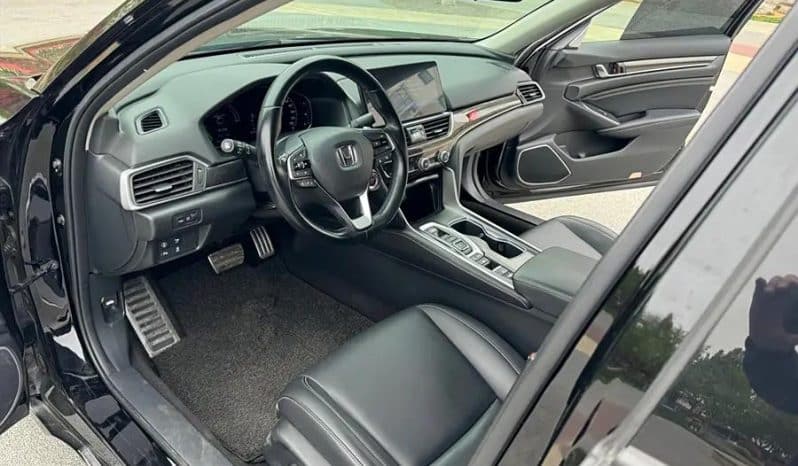
								Honda Accord 2L 2022 full									
