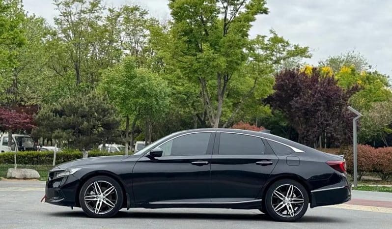 
								Honda Accord 2L 2022 full									