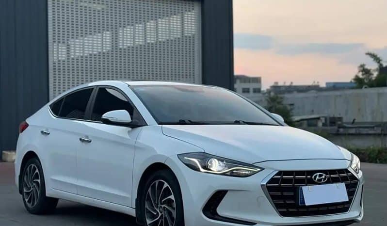 
								Hyundai Elantra 1.4L 2022 full									