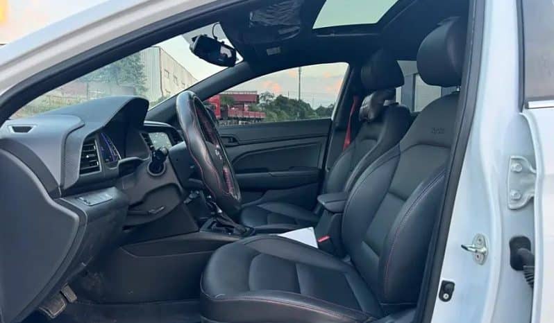 
								Hyundai Elantra 1.4L 2022 full									