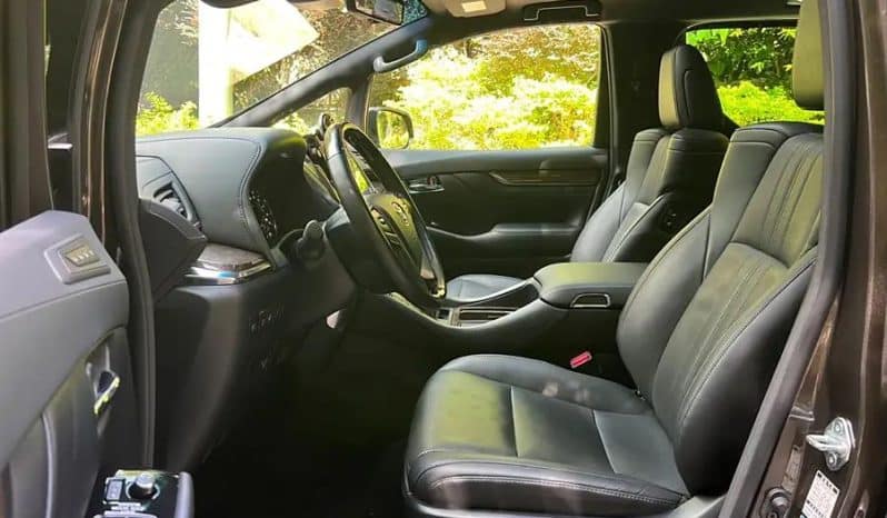 
								Toyota Alpha 2.5L 2020-08 full									