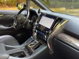 
										Toyota Alpha 2.5L 2020-08 full									