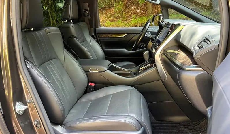 
								Toyota Alpha 2.5L 2020-08 full									