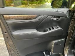 
										Toyota Alpha 2.5L 2020-08 full									