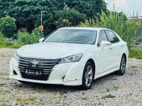 Toyota Crown 2.0T 2016-09