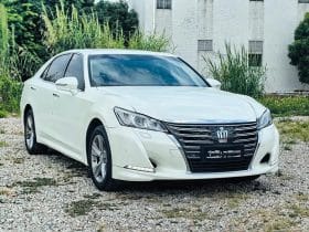 Toyota Crown 2.0T 2016-09