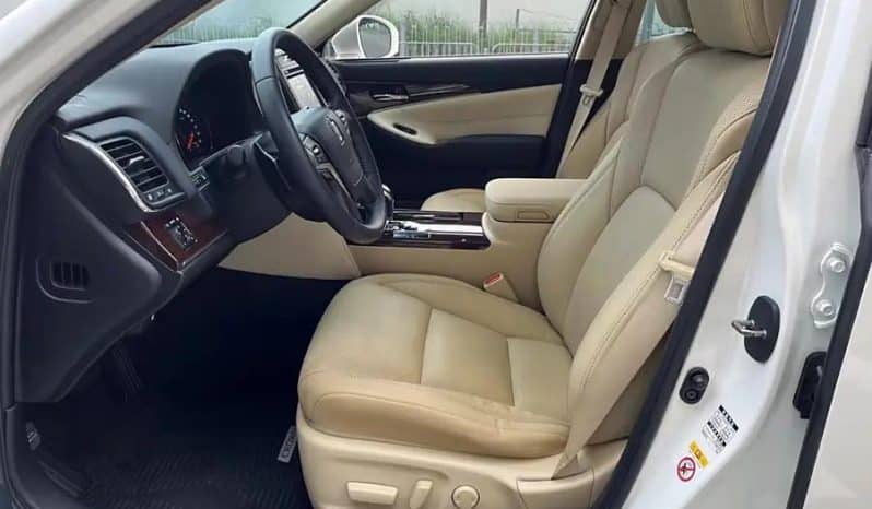
								Toyota Crown 2.0T 2018-07 full									