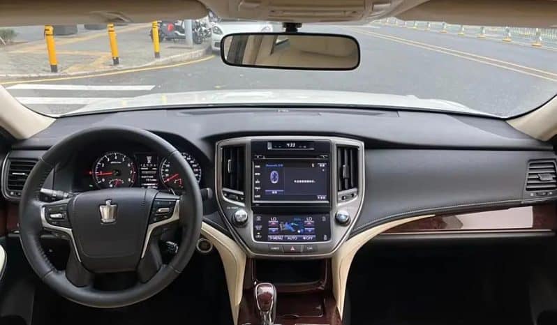 
								Toyota Crown 2.0T 2018-07 full									