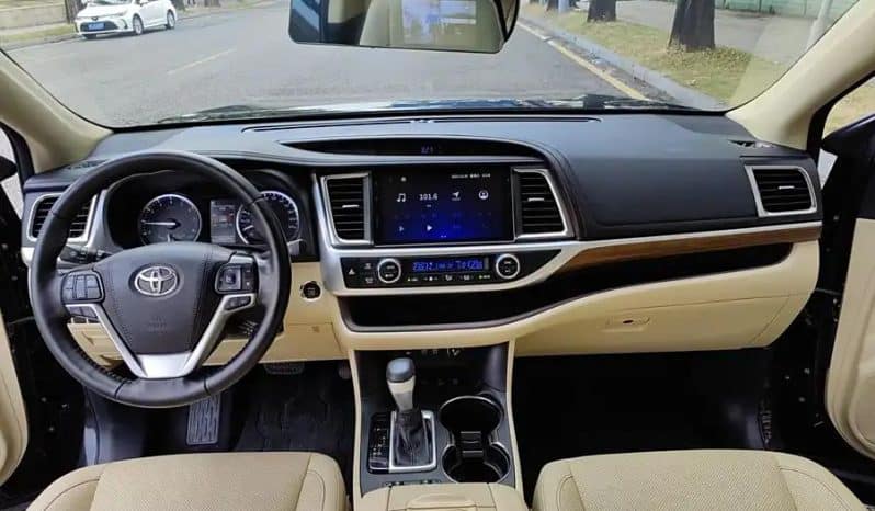 
								Toyota Highlander 2.0T 2019-04 full									